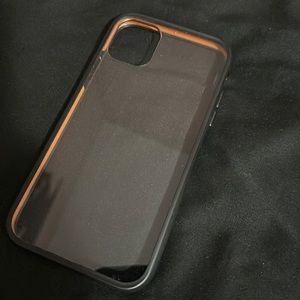 iPhone 11 black border clear case